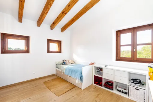 Algaida, Exclusive Natural Stone Finca with Pool and Panoramic Views in Algaida — photo 12