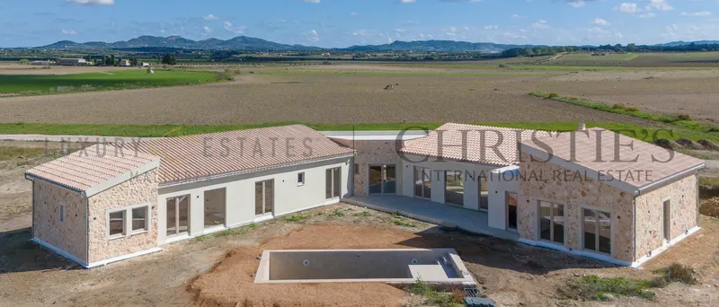 New build natural stone country house in Vilafranca in the center of Mallorca — photo 1