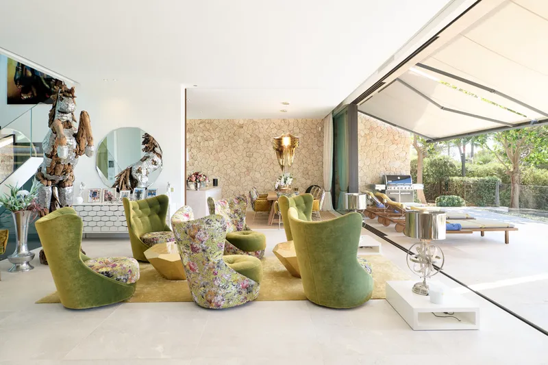 Elegant luxury villa in first sea line in Son Veri Nou — photo 11
