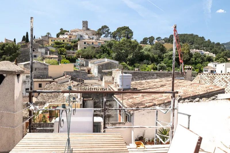 Stone house with character with fine views — photo 4