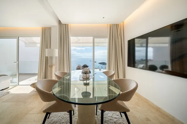 Charming apartment with sea views for sale in Illetes, Southwest Mallorca — photo 2