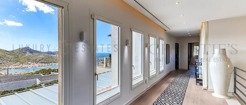 Modern Mediterranean villa in Port Andratx with panoramic sea views — photo 11