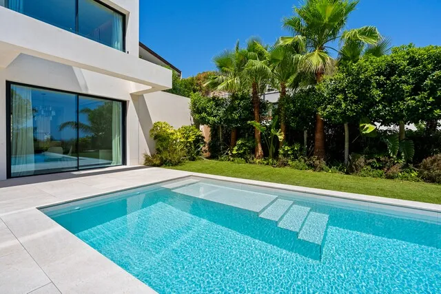 Elegant Modern Mediterranean Villa in Upper Son Vida, Mallorca — photo 4