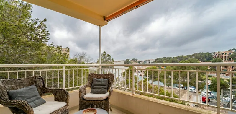 Reformed apartment with terrace and sea views in Portopetro — photo 2