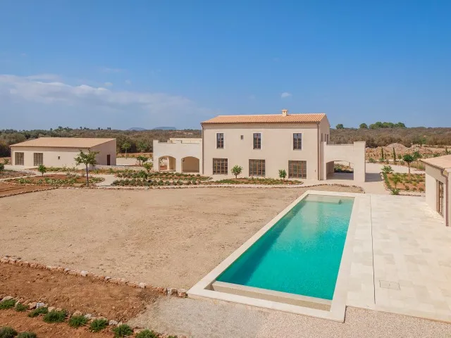 New luxury estate for sale in the countryside of Campos, Mallorca — photo 2