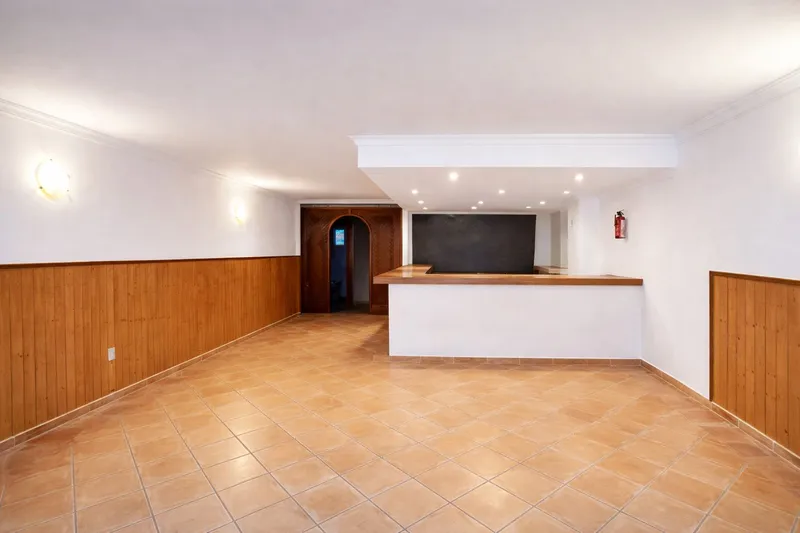 Ideal commercial premises for a small business, 200m from ... — photo 3