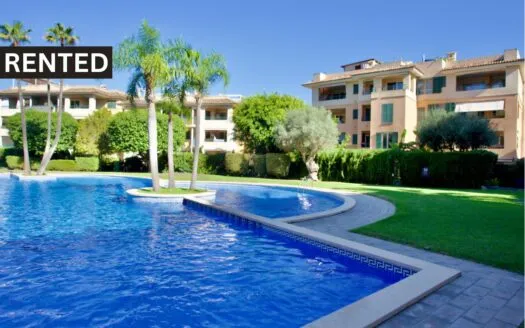 Spacious family apartment in a sought after gated community close to excellent schools in Bendinat – For Rent — photo 1
