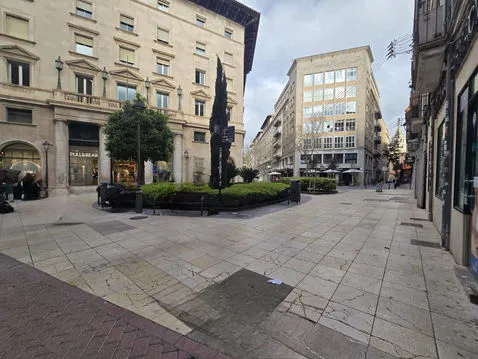 Profitable premises for sale in Plaza de l'Olivar — photo 8