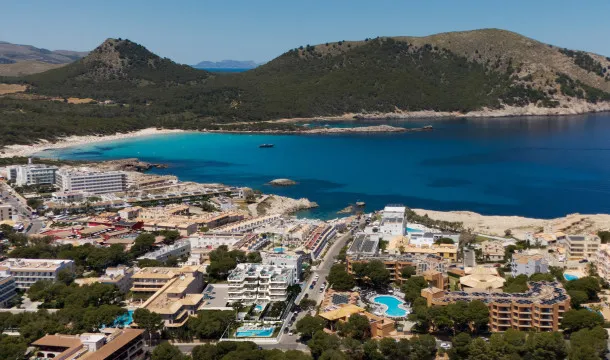 Modern apartments in Cala Lliteres, just 250 meters from the sea — photo 7