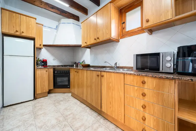 Magnificent townhouse for sale in Andratx Pueblo, a property that stands out for its spaciousness, brightness and for having an attractive outdoor space — photo 3