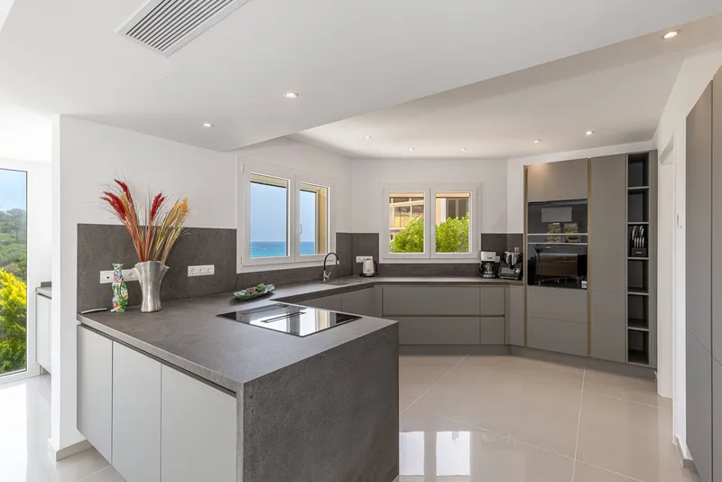 Villa in Cala Mendia - Terrace with breathtaking sea views — photo 3