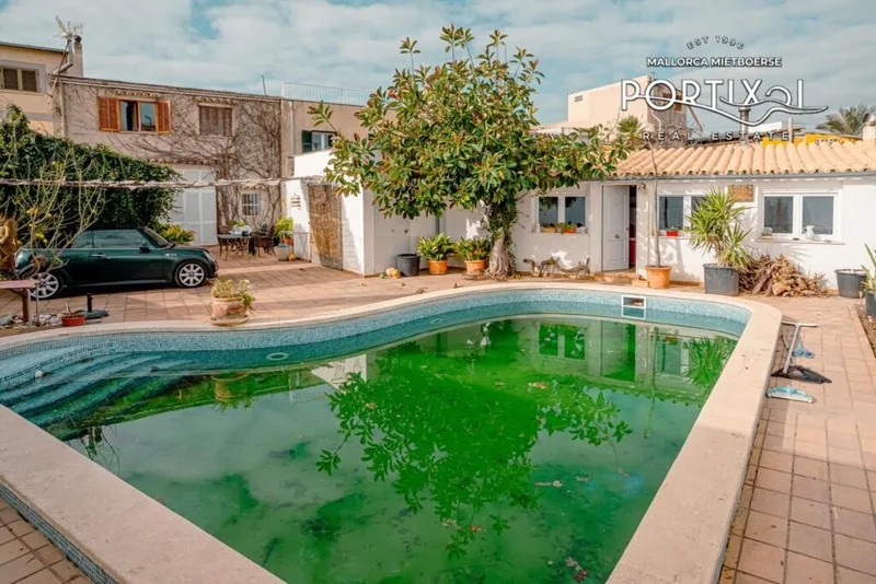 Plot only 45 metres from the sea — photo 1