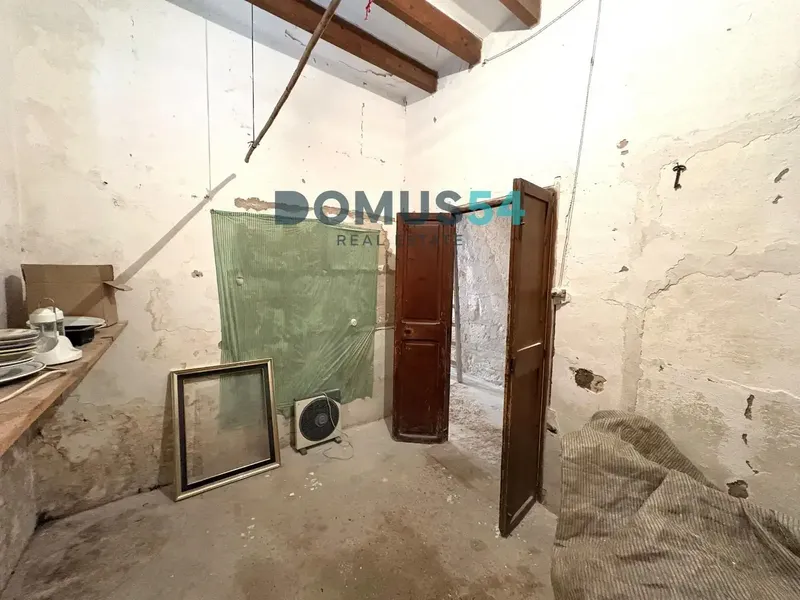 Imagine a property with unlimited space. Located in Muro, this house to be fully renovated presents itself as the opportunity — photo 3