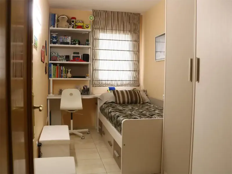 Amplitud y luz en Son Ferriol: Gran piso con terraza, dos aparcamientos y dos trasteros — photo 9