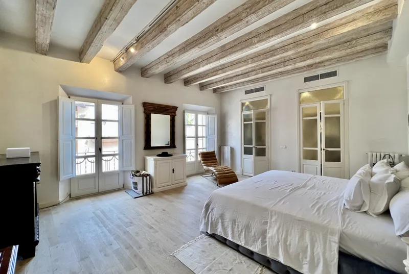 Exclusive penthouse with terrace, garage and sea views in Palma — photo 11