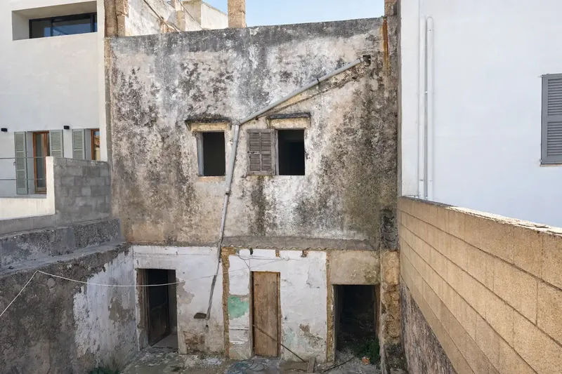 A rare opportunity has arisen in the historic center of Artà: a ruin with an approved construction project for an extraordinary townhouse — photo 7