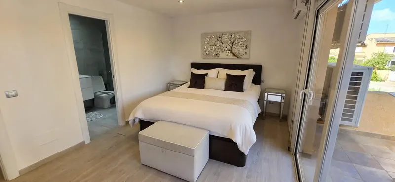 Attractive townhouse in a quiet residential area of Son Caliu, close to the coast and all necessary services — photo 9