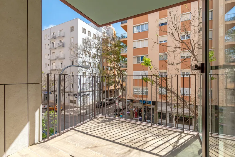 Apartment in Palma - Covered terrace with street view — photo 1