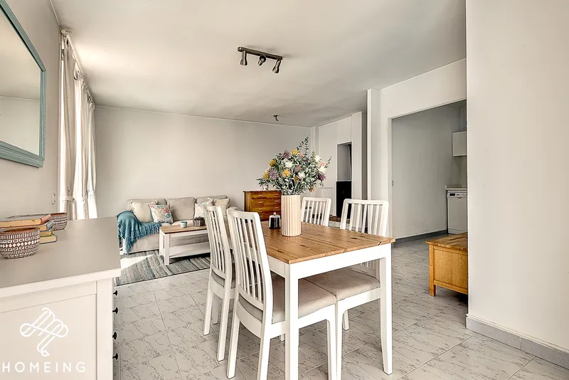 Nice apartment facing the sea with pool, 3 bedrooms, renovated. With parking and storage room. — photo 8