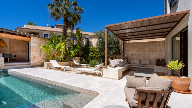 Villa Cabrera – Townhouse in Ses Salines with pool and rooftop terrace in the village center — photo 2