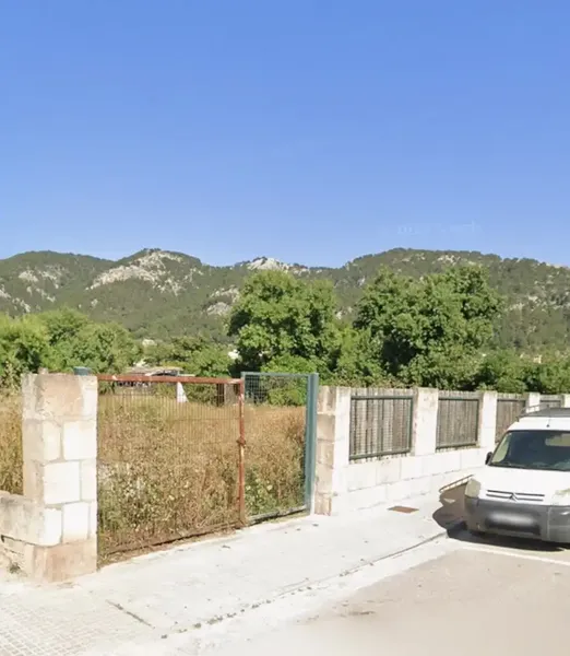 Rustic land for rent to store material, machinery and similar — photo 1