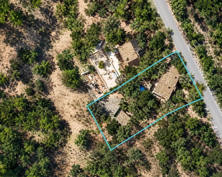 Plot with approved project for a luxury villa with sea views in Camp de Mar Mas — photo 10