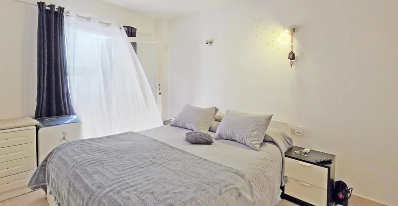 Apartment on the first line with direct access to the sea in Santa Ponsa — photo 8