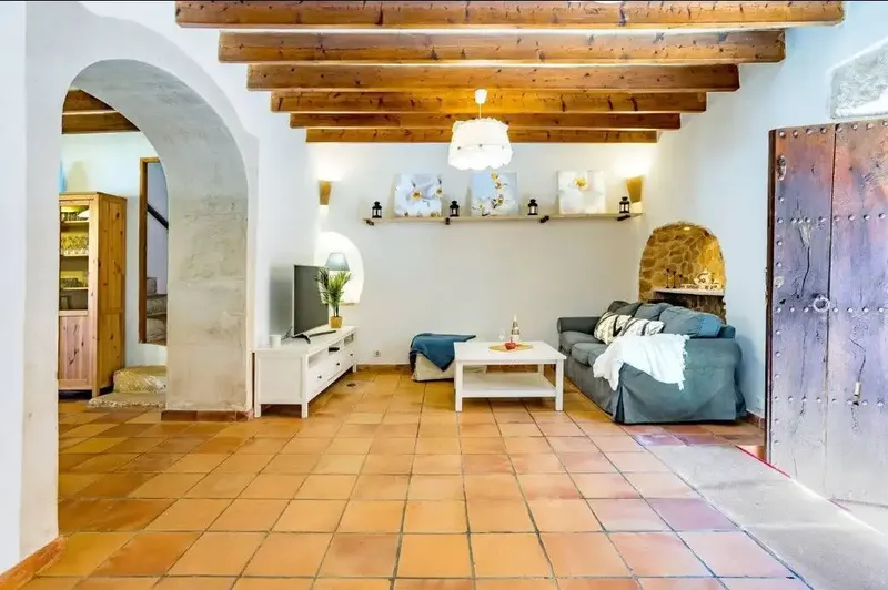 Discover the charm of rural life with this impressive rustic finca for rent, located between the picturesque villages of Santanyí and C — photo 9