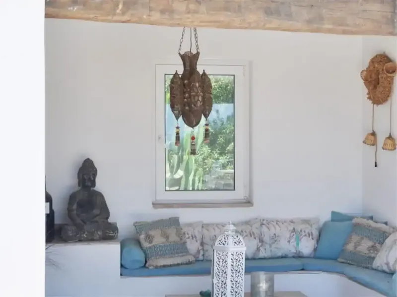 Experience the ultimate Mediterranean lifestyle with this stunning Ibizan-style villa for sale in Sol de Mallorca, one of Mallorca’s most ex — photo 6