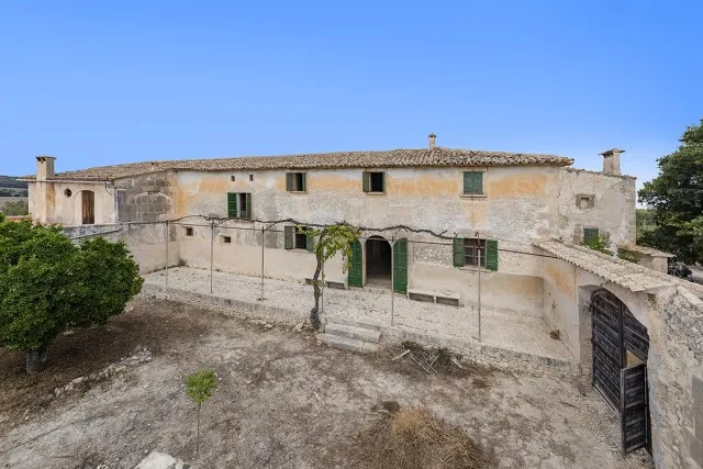 Historic country estate for sale on a huge plot in Algaida, Mallorca — photo 3
