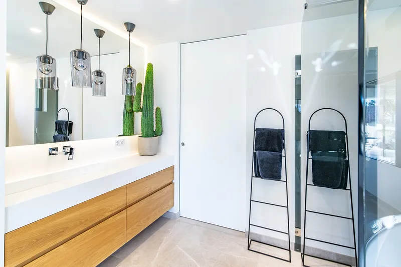 Modern villa in Andratx with 3 bedrooms, pool and large underground garage for sale — photo 9