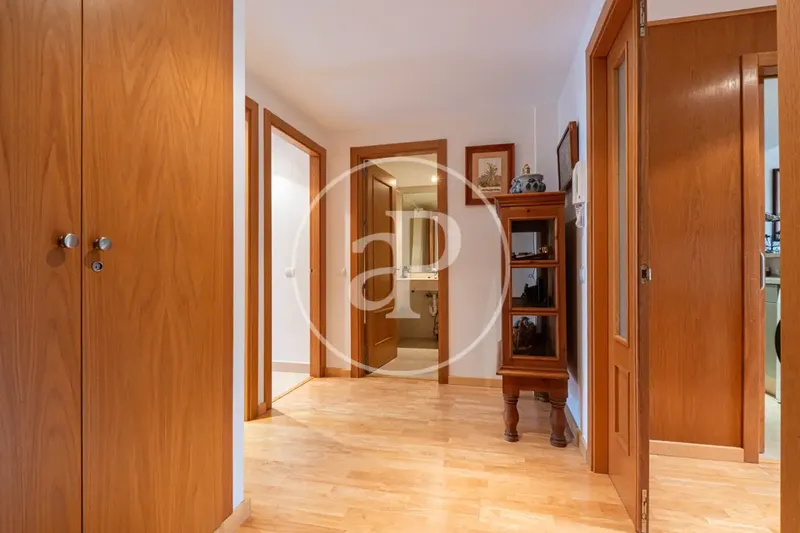 Apartment for rent with communal pool and garage in Palma — photo 11