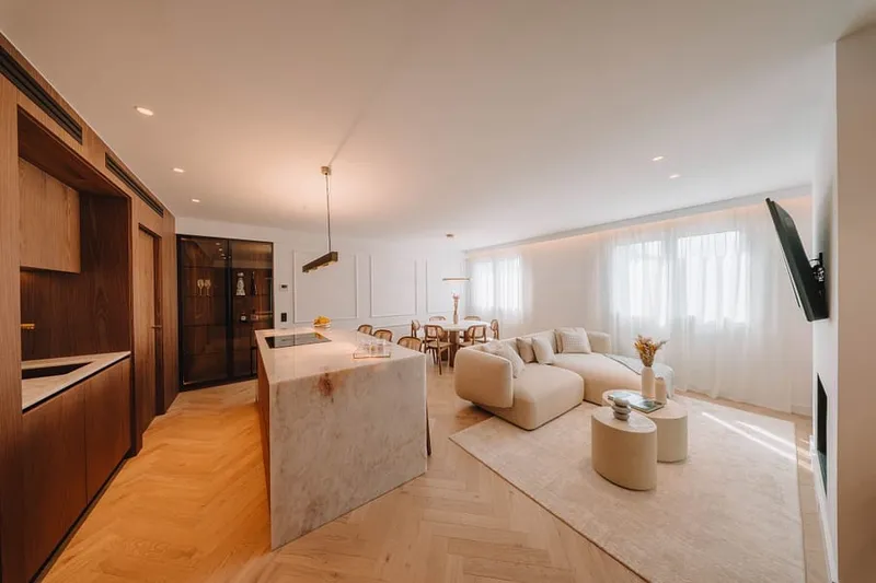 Design-Led Residence in Central Palma — photo 1