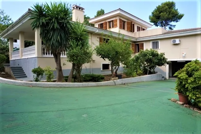 Large villa in Santa Ponsa for sale in Santa Ponsa — photo 2