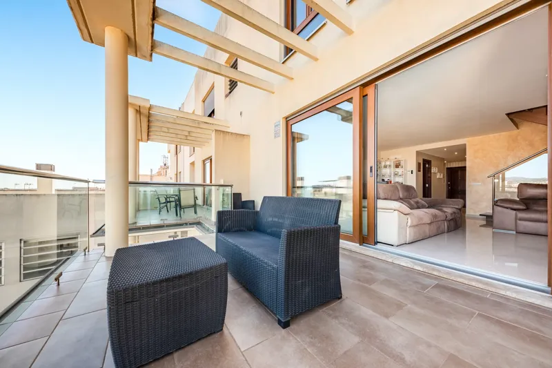 Penthouse in Manacor with terraces and communal pool — photo 2