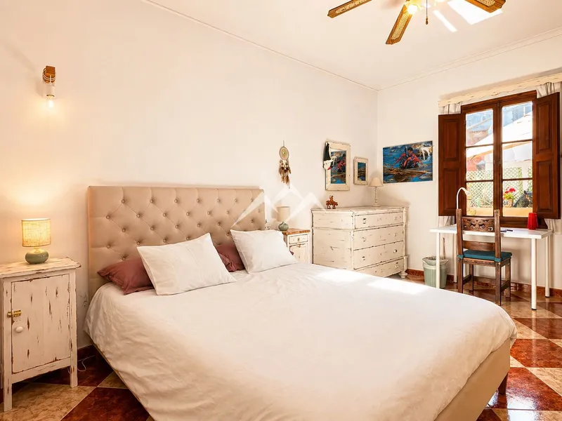 Grand stately apartment in the old town, Palma — photo 4