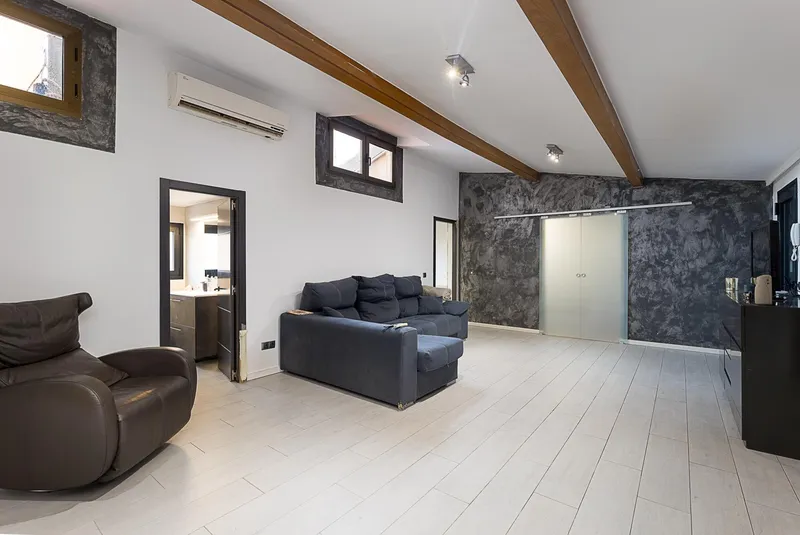 Apartment — photo 1