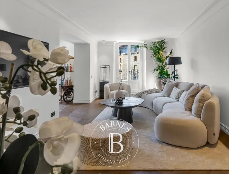 Palma de Mallorca, 3-Bedroom Apartment - 189 m² for Sale — photo 2