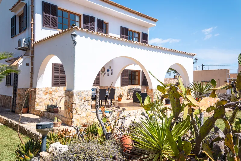 Chalet in Cala Llombards near the beach — photo 10