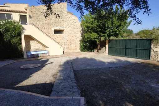 Arta, large Mallorcan country house for long term rental, outside Arta — photo 5