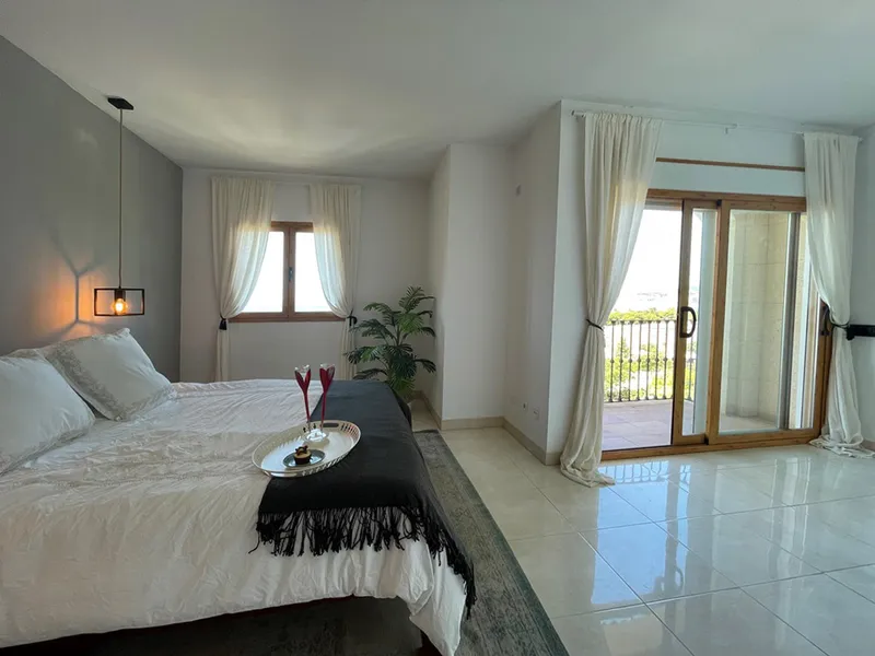 Penthouse with terrace and spectacular sea view, located in Portixol, 4 bedrooms, terraces, parking, Palma — photo 3