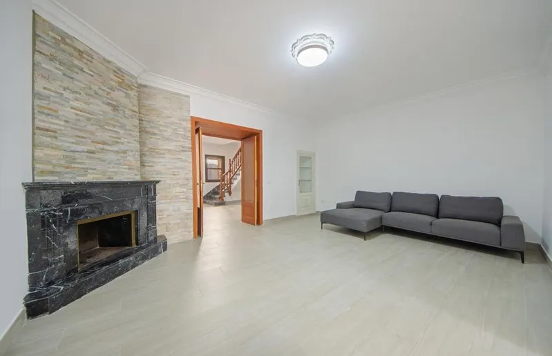 Apartment in Santa Maria del Camí, Province of Balearic Islands — photo 4