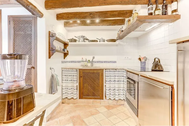 Beautiful Traditional Townhouse in the Heart of Pollensa — photo 7