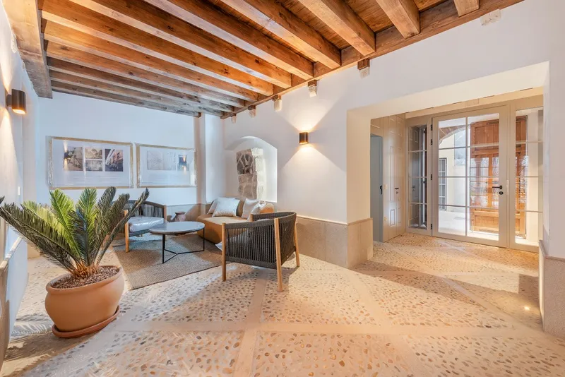 Palma Casco Antiguo top quality apartment for sale with sunny terraces and private terrace — photo 11