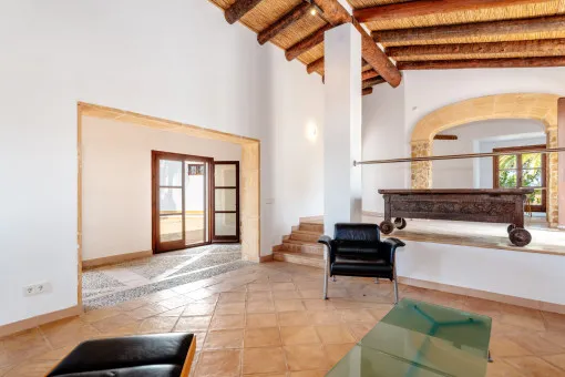 Montuiri, luxury finca with breathtaking views of the Tramuntana mountains and rental license — photo 6