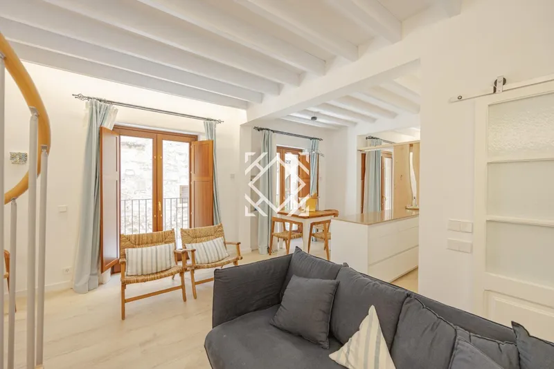 House for sale completely renovated and redistributed in Duplex and Luxury Penthouse, completely independent, in the heart of the old town of Pollensa. — photo 3