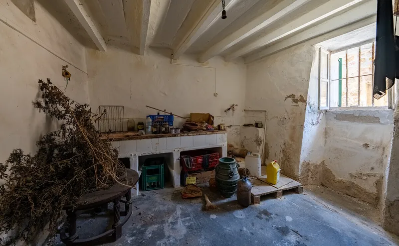 Mallorcan house with garden and great potential in ... — photo 9