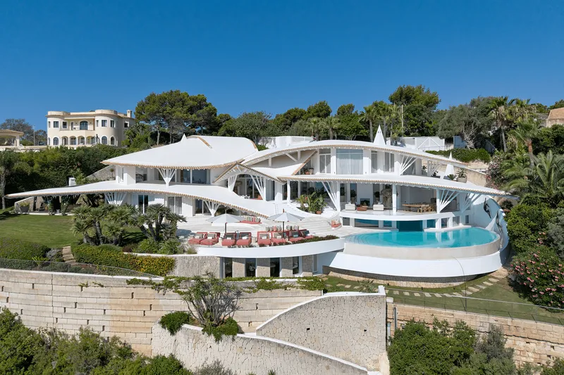 Seasonal rental: Villa with sea views near Cala Falco, Mallorca — photo 1