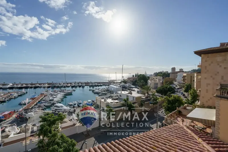 Spacious chalet to renovate on the first line of Calanova Port, in the residential area of San Agustin, Mallorcan style. — photo 3