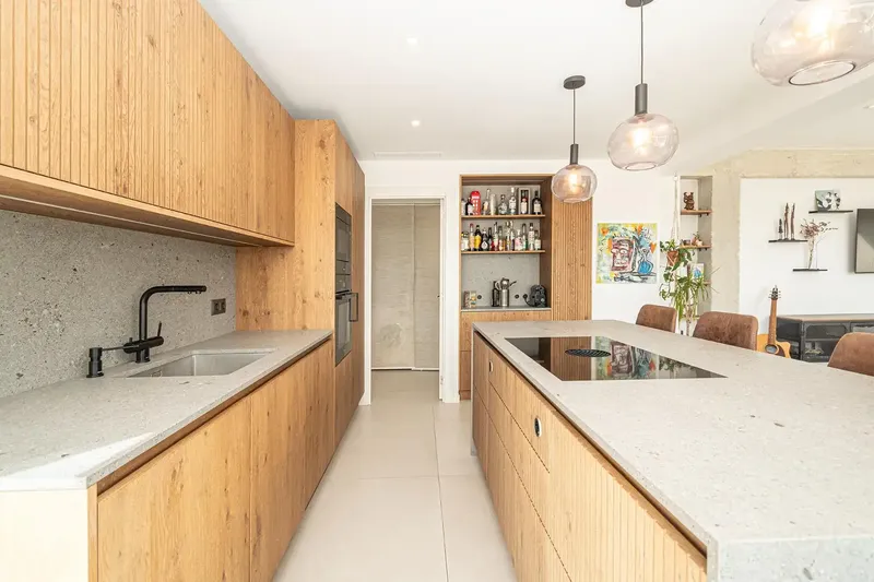 A penthouse that redefines the concept of living at height — photo 11